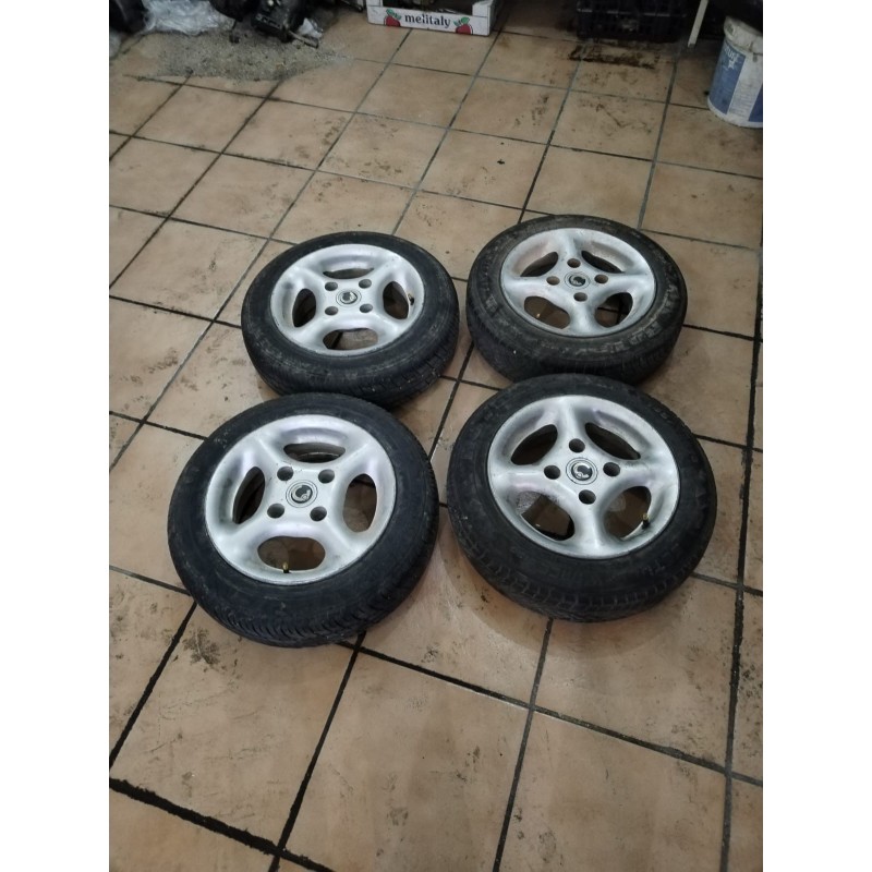 Juego de 4 llantas Casalini con neumáticos 145/70 R13