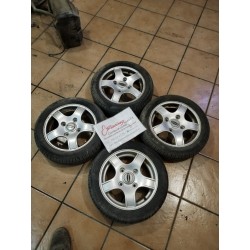 Juego cuatro ruedas 145/60 R13 para coches sin carnet
