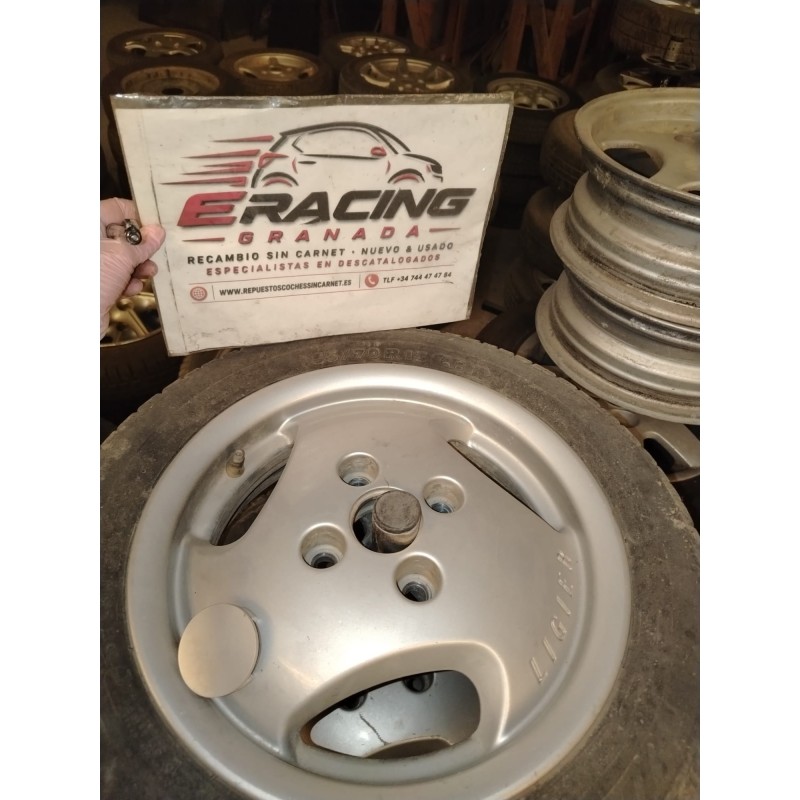 Llanta aluminio Ligier 13 pulgadas usada 4x100 sin neumático